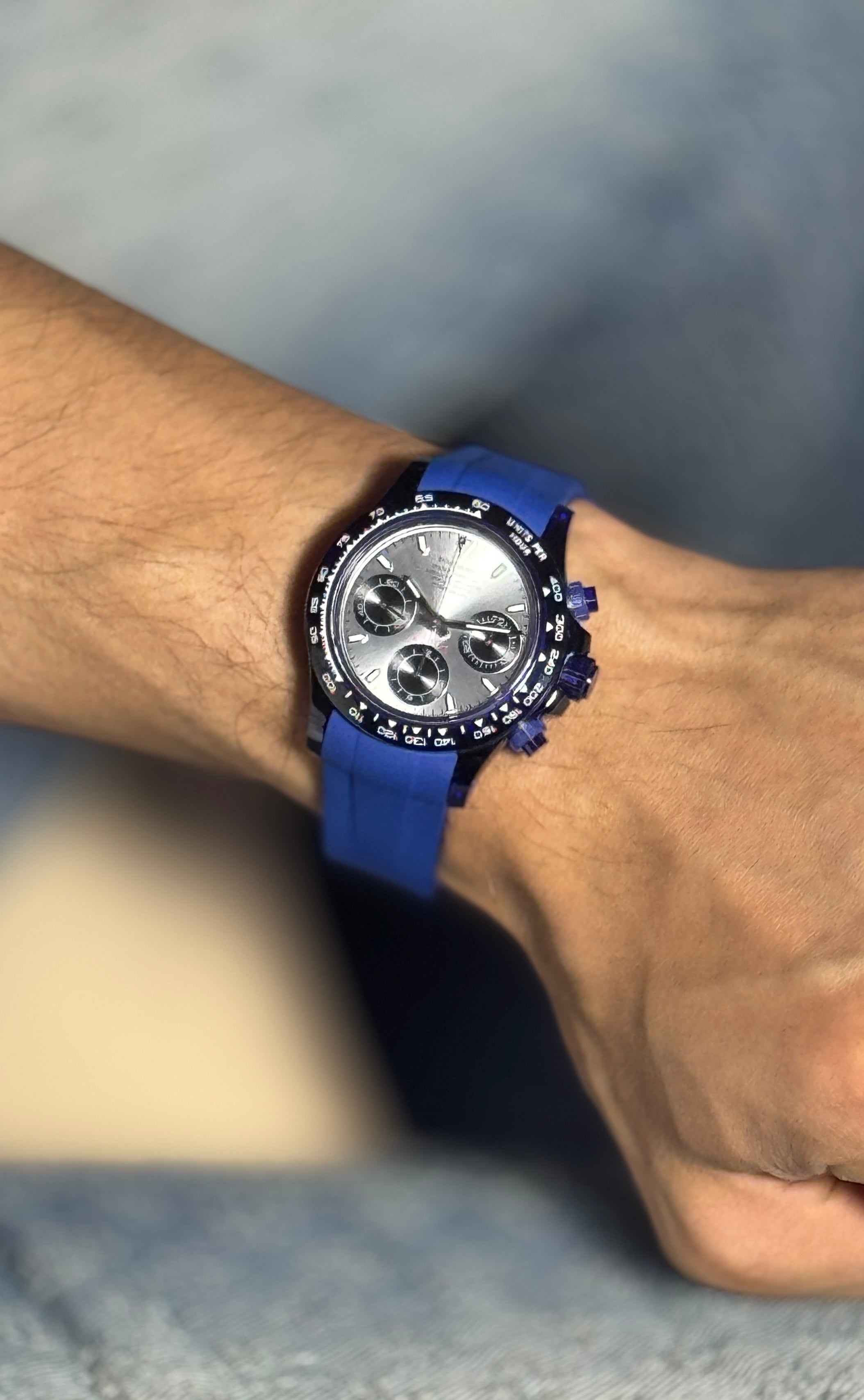 Acqua Automatic Sapphire Blue 39 mm