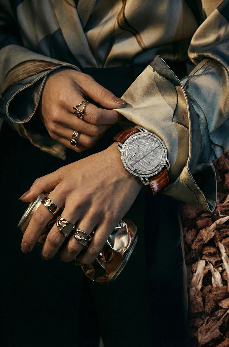 Diamond Persepolis Quartz Full Pave