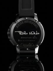 Quantum 2 Black White